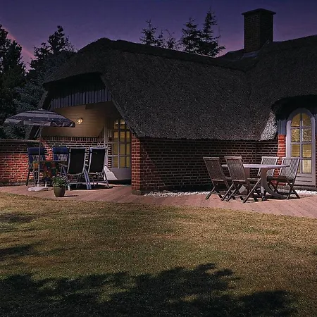 Holiday home Holiday Karl Postvej Ix *